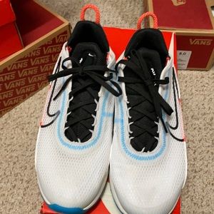 Gently used Nike Air Max 270